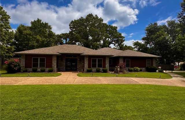 723 Lakeview Drive photos photos