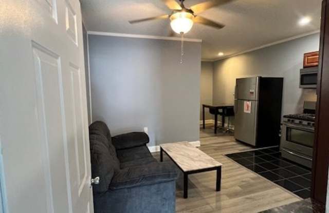 215 Cherry St Apt 11 Gallery 2