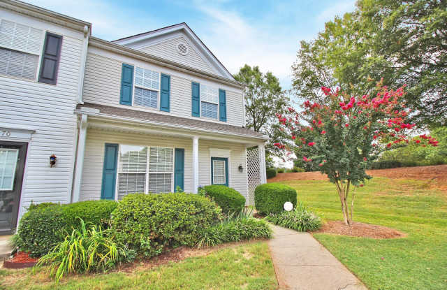 End Unit Townhome in Willowmere, Right outside of Matthews! - 3168 Mannington Drive, Charlotte, NC 28270