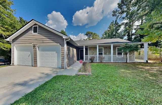 1410 Stoneleigh Way Gallery 2