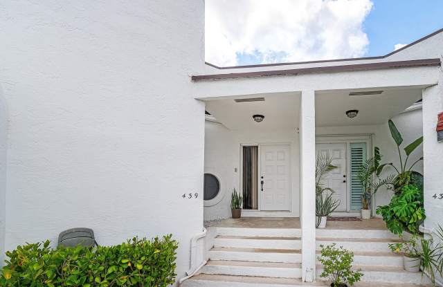 439 NW 36TH Avenue Gallery 2