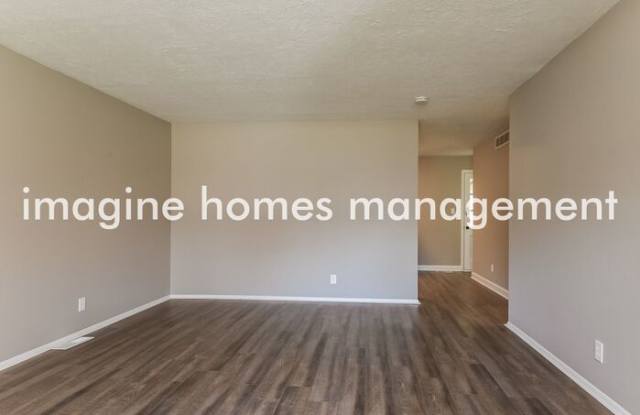 9224 Tanglewood Road Gallery 3