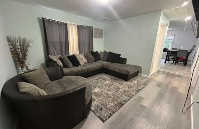 95-97 S Munn Ave photos photos