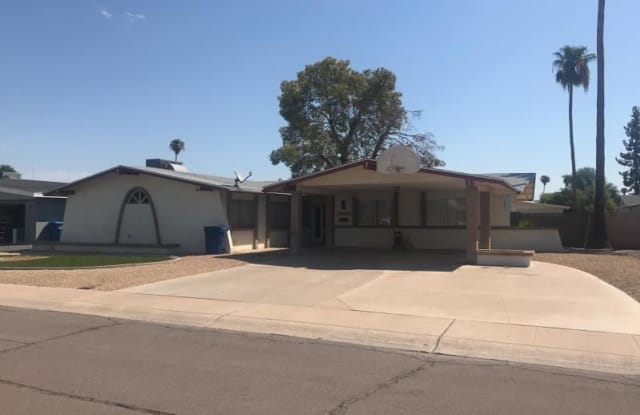 2505 S Kachina Cir - 2505 South Kachina Circle, Tempe, AZ 85282