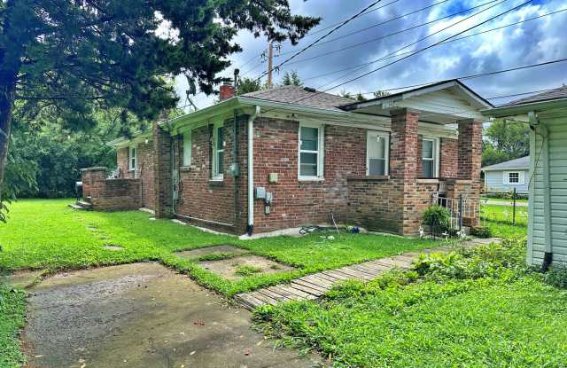 4002 N Edmondson Avenue Gallery 3