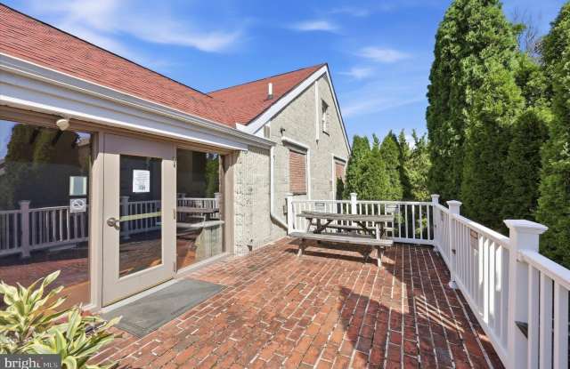 705 POTHOUSE Road Gallery 2