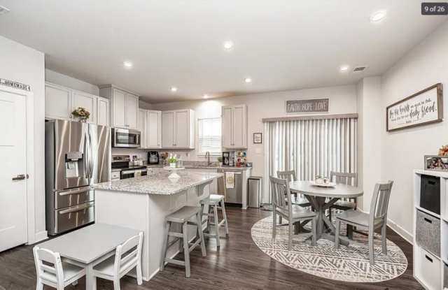 11310 Winding Brook Terrace Dr - 11310 Winding Brook Terrace Drive, Hanover County, VA 23005