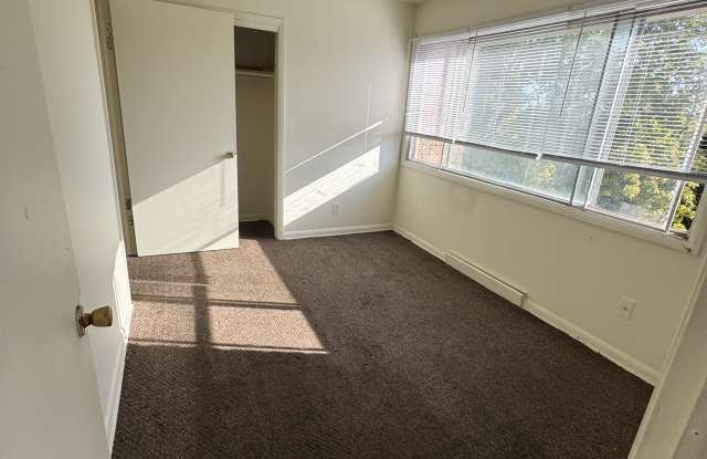 8127 West Thurston Avenue - 3 Gallery 4