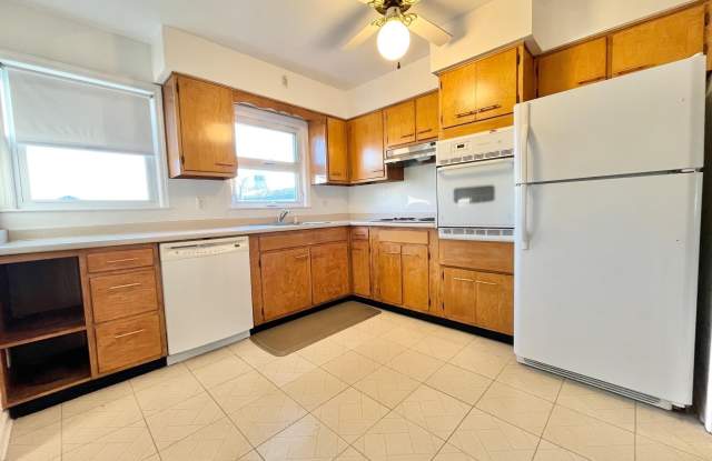 500 Ellendale Avenue unit: 2 photos photos 500 Ellendale Avenue unit: 2 photos photos