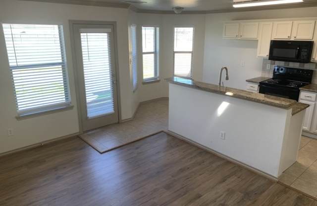 513 Mast Court Gallery 3