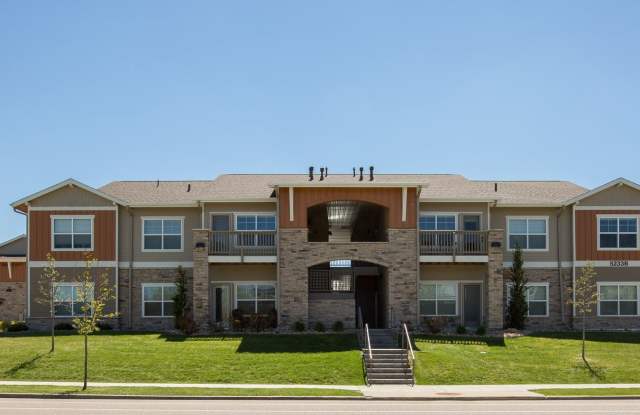 5233 Boardwalk Drive A101 photos photos