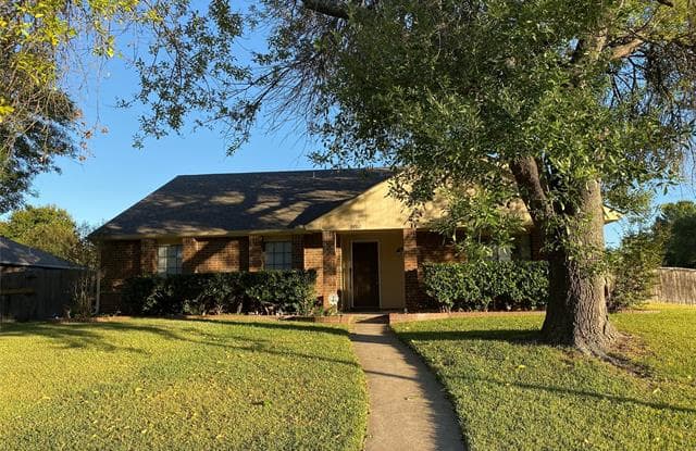 2702 Princewood Drive - 2702 Princewood Drive, Garland, TX 75040