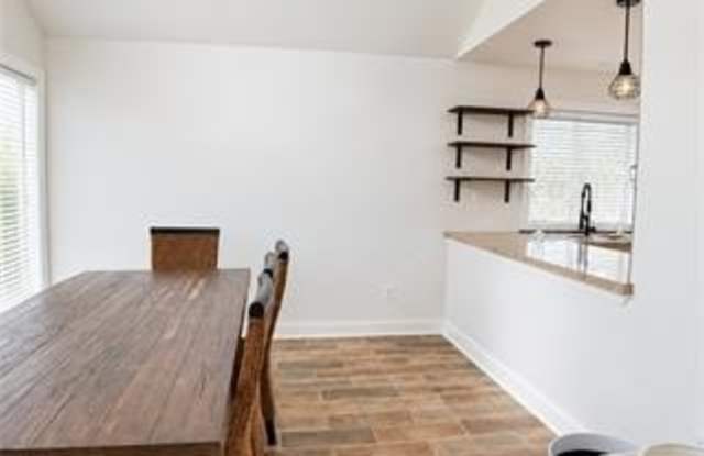3400 BRADBURY Street Gallery 2