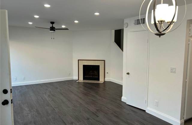 803 E Victoria Street photos photos