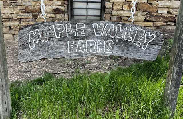 157 Maple Valley Lane Gallery 2