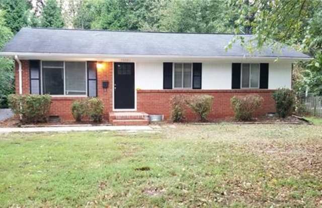 3032 Edsel Place - 3032 Edsel Place, Charlotte, NC 28205