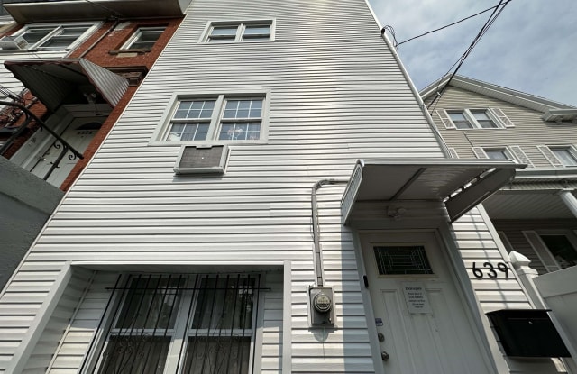 639 PALISADE AVE - 639 Palisade Avenue, Jersey City, NJ 07307