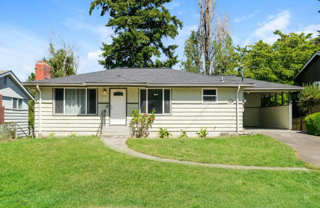 Comfort and Convenience Meet in This Burien Gem photos photos