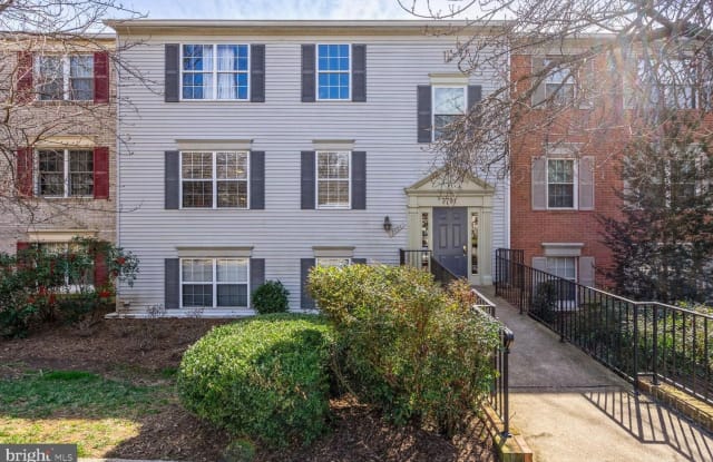 7751 NEW PROVIDENCE DR #74 - 7751 New Providence Drive, West Falls Church, VA 22042