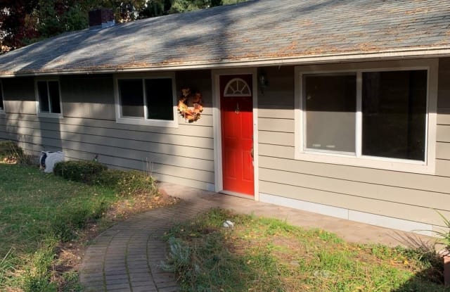 55 W 30th Ave - 55 West 30th Avenue, Eugene, OR 97405