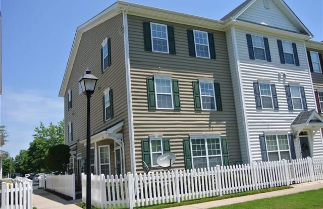 804 Teton CIR - 804 Teton Circle, Suffolk, VA 23435