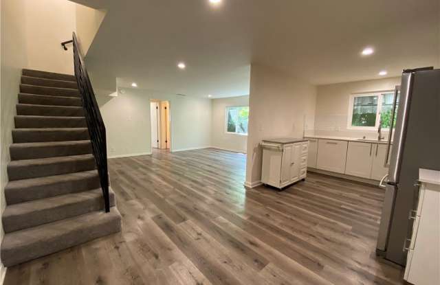 208 S Park View Street photos photos