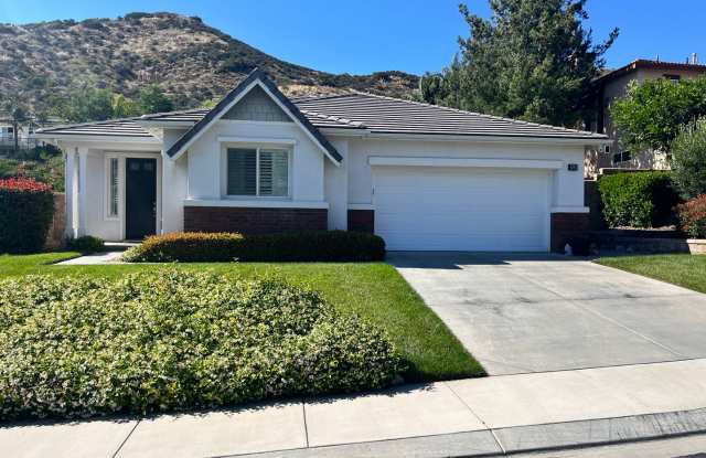 Single Story in Greer Ranch - 26528 Mahonia Way, Murrieta, CA 92562