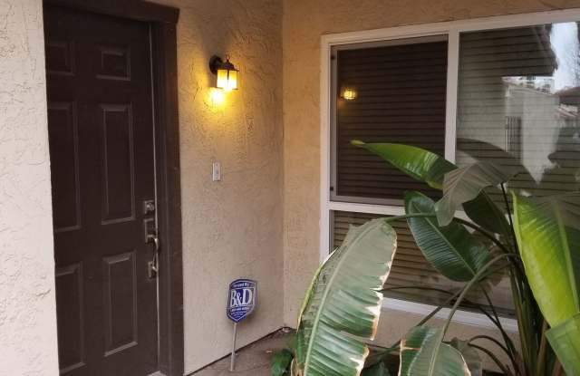 Updated Two Bedroom, 1.5 Bath Condo w/Fireplace photos photos