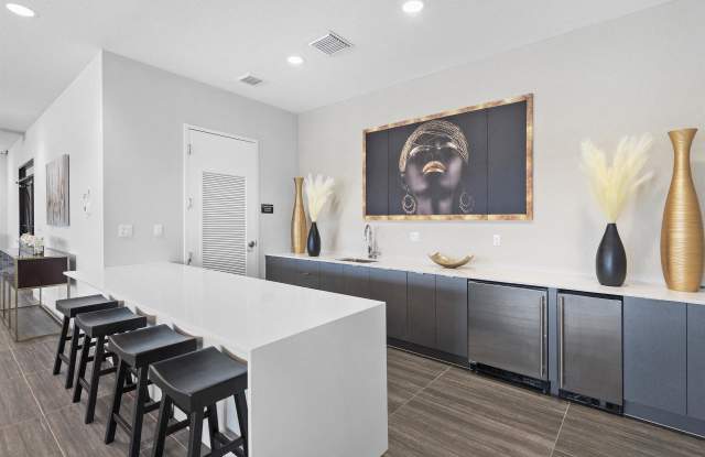 Vista Lago Gallery 3