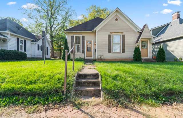 Charming 1 Bedroom near Noblesville High School and Downtown. photos photos