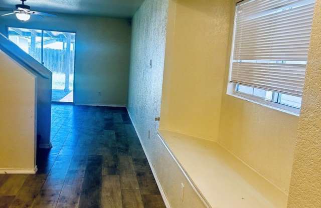 7715 Burro Bend Gallery 3