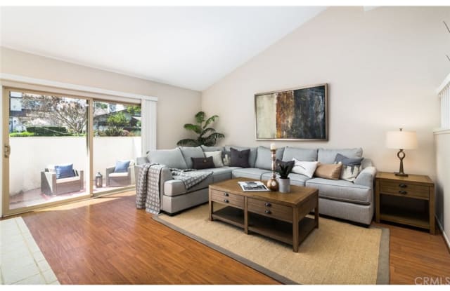 5 Starshine - 5 Starshine, Irvine, CA 92603