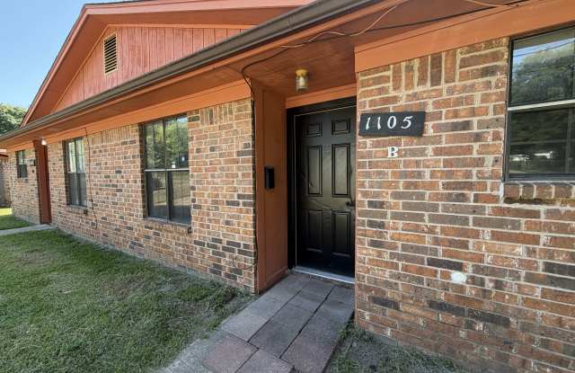 1105 Carroll Avenue - B Gallery 1