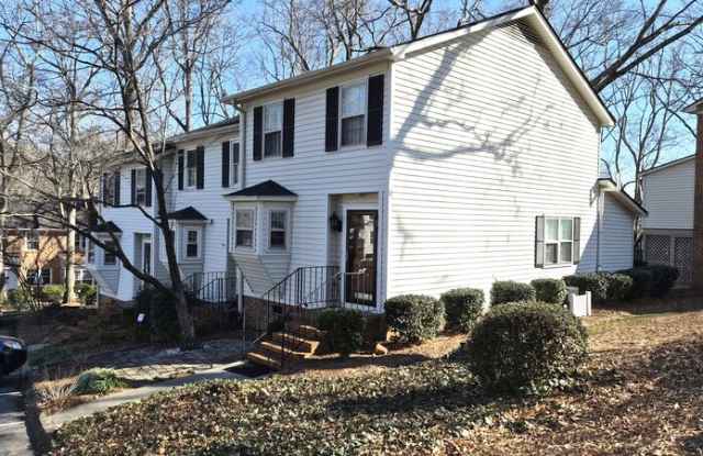 900 North Main Street Gallery 2