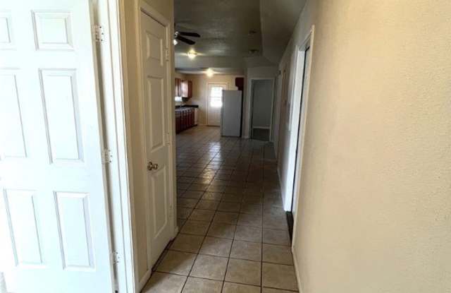 1147 MISTY ACRES Gallery 2