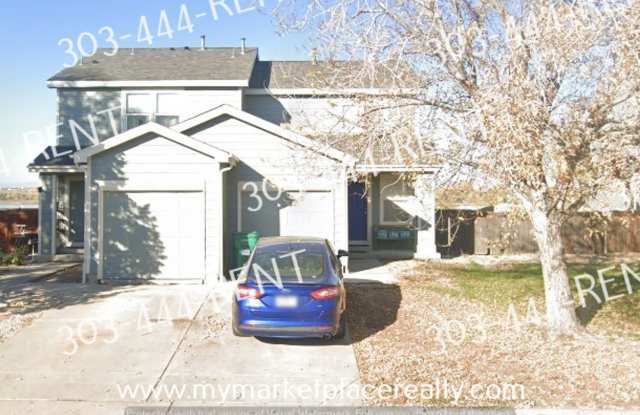 2 Bedroom and 1 Bathroom Townhome - 731 Mockingbird Lane, Brighton, CO 80601 2 Bedroom and 1 Bathroom Townhome - 731 Mockingbird Lane, Brighton, CO 80601