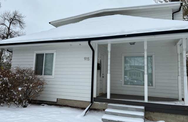 Charming 3-Bedroom, 2-Bathroom Home Near Downtown! *New Photos coming soon* Gallery 3