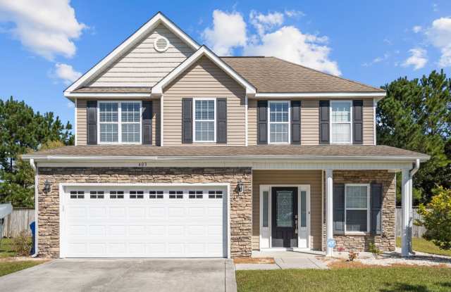 Welcome to Wynbrookee Lane! - 403 Wynbrookee Lane, Jacksonville, NC 28546