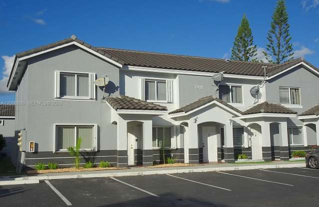 7921 SW 152 Ave. photos photos