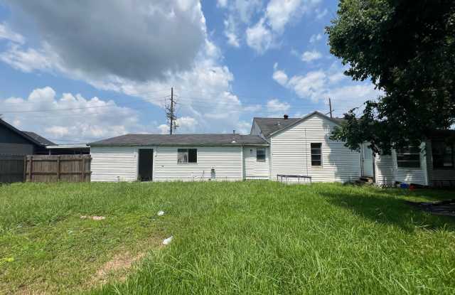 3521 Taft Avenue - 3521 Taft Avenue, Groves, TX 77619 3521 Taft Avenue - 3521 Taft Avenue, Groves, TX 77619