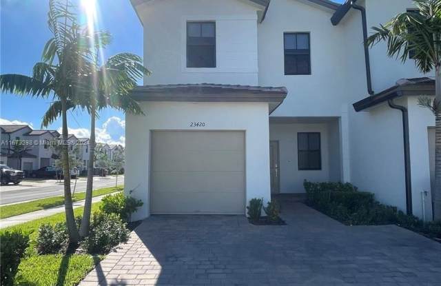 23420 SW 131st Ave - 23420 Southwest 131st Avenue, Princeton, FL 33032