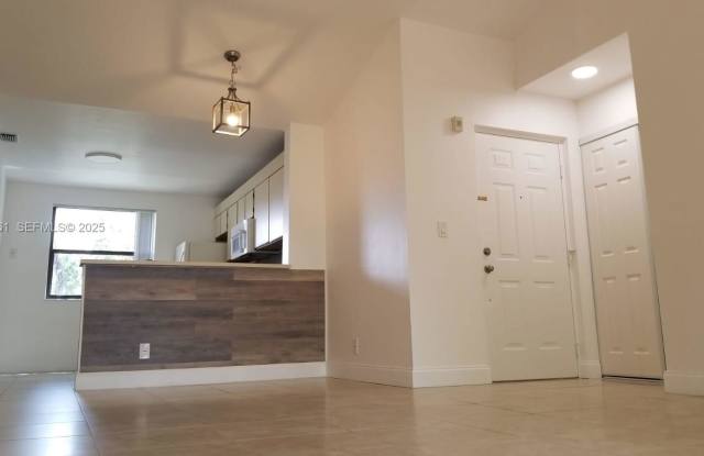 10121 West Sunrise Boulevard - 10121 West Sunrise Boulevard, Plantation, FL 33322