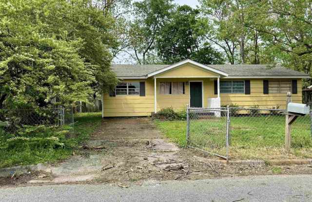 3508 Spruce Avenue - 3508 Spruce Avenue Southwest, Huntsville, AL 35805