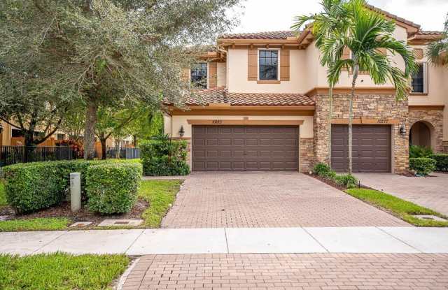10283 Wellington Parc Drive Gallery 1