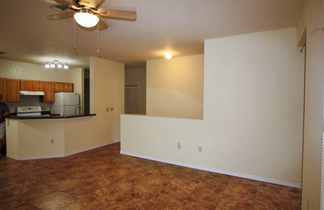 5979 Westgate Drive - 1022Unit 1022 Gallery 2