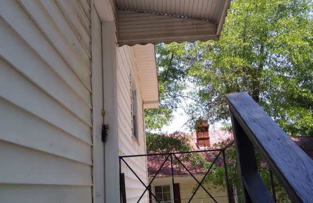 1548 1/2 Schley Street Upstairs Unit photos photos