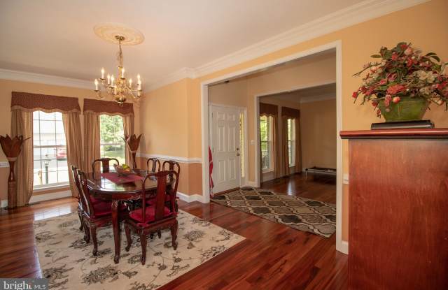 12157 CHESHIRE COURT Gallery 4