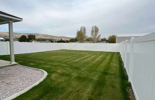 Beautiful New Duplex for Rent in Ephrata Gallery 4