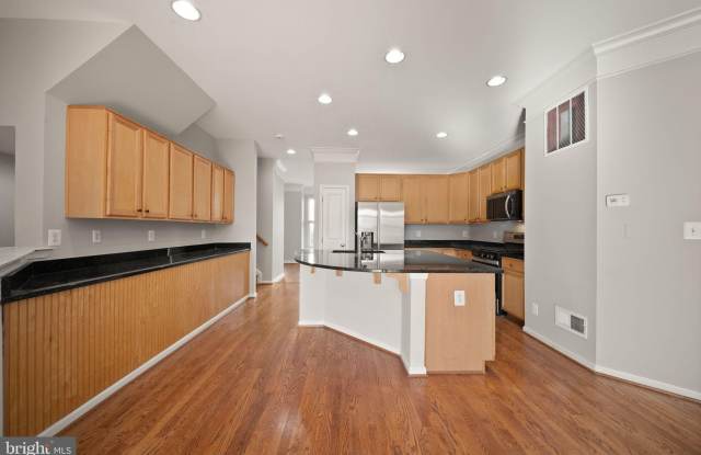 22862 CARTIER Terrace Gallery 2