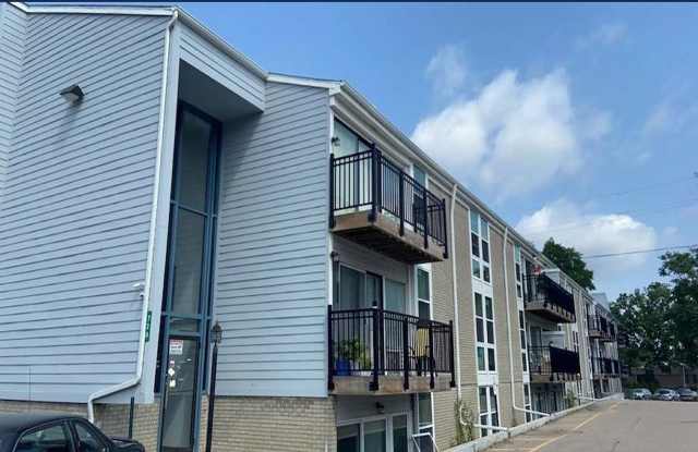 Renaissance Apartments (A to Z Properties LLC) photos photos